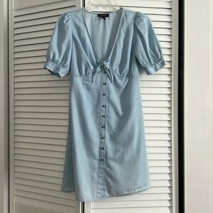 Jesica Simpson soft denim dress